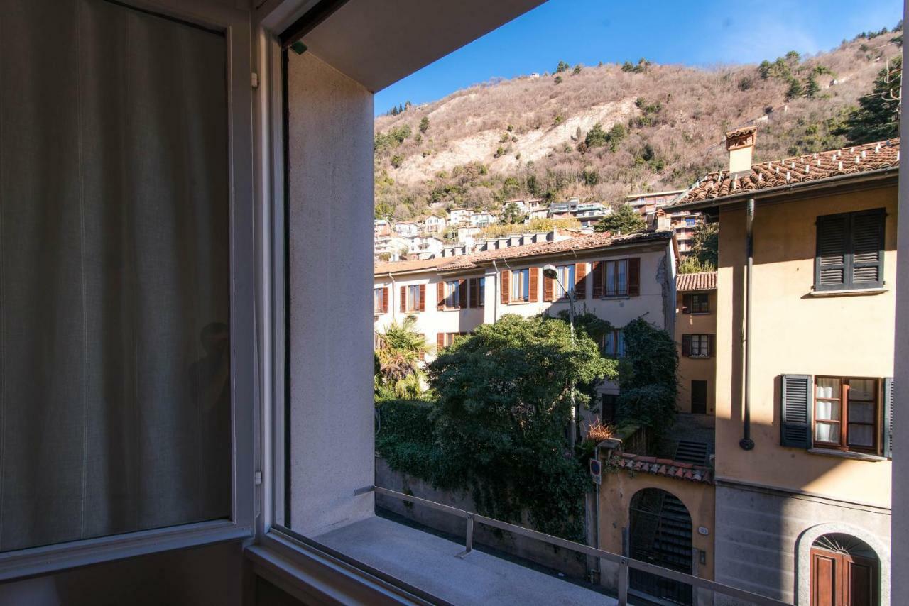 Al Piccolo Molo Apartment Como Exterior photo